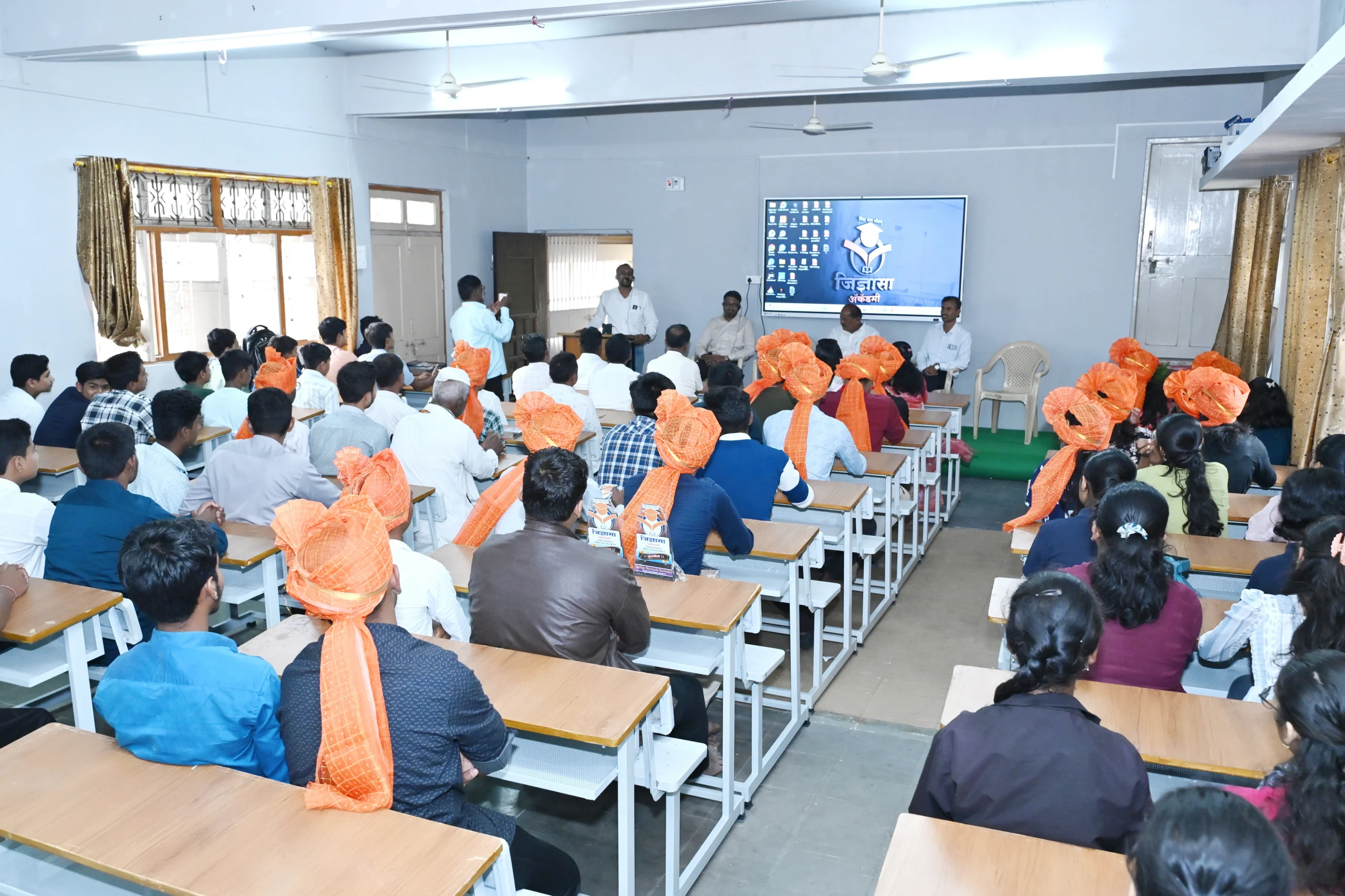 Best NEET coaching class in Sangamner