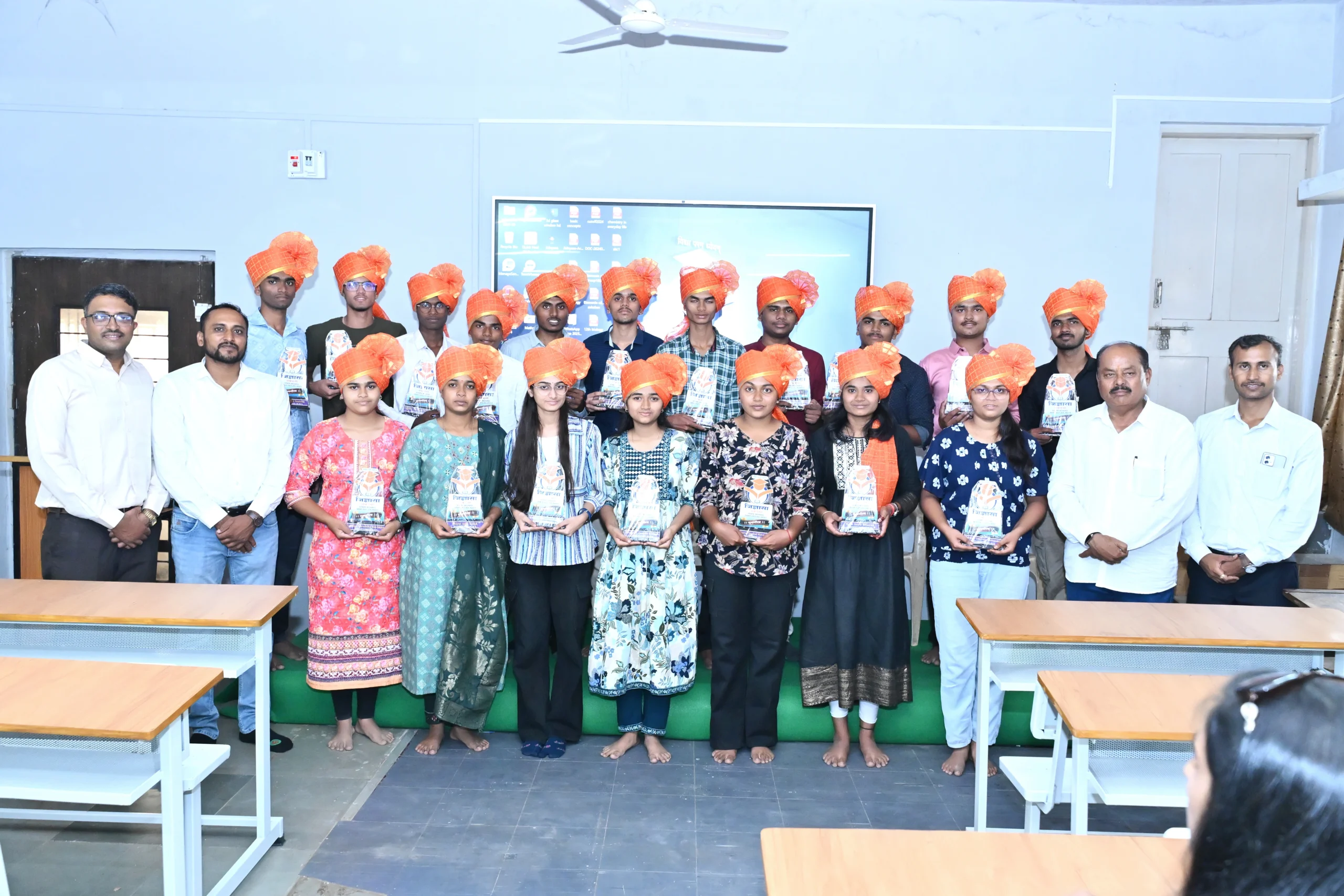 Best NEET coaching class in Sangamner